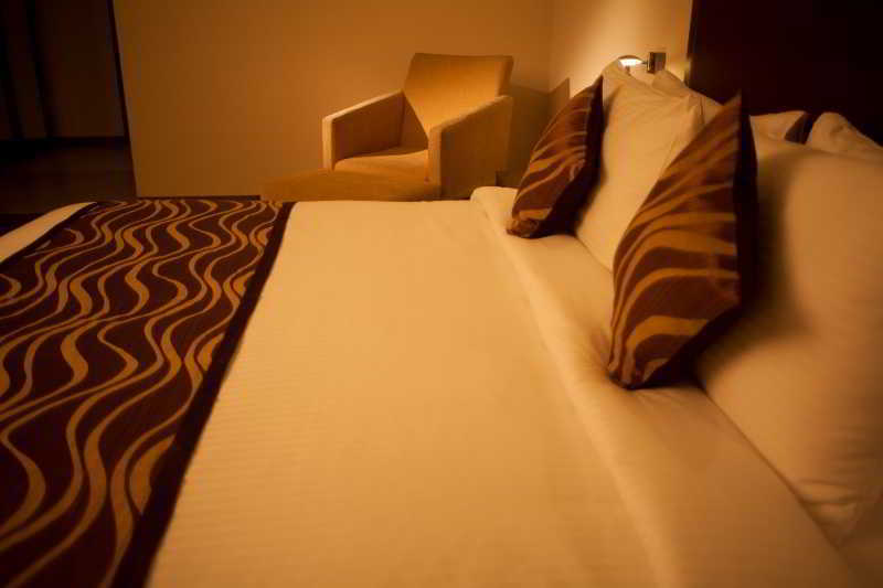 Vibe By The Lalit Traveller Hotel Faridabad Buitenkant foto